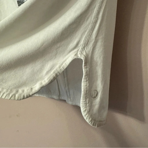 Lululemon  Circadian Short Sleeve Tee White Women Size 4? - Picture 7 of 8